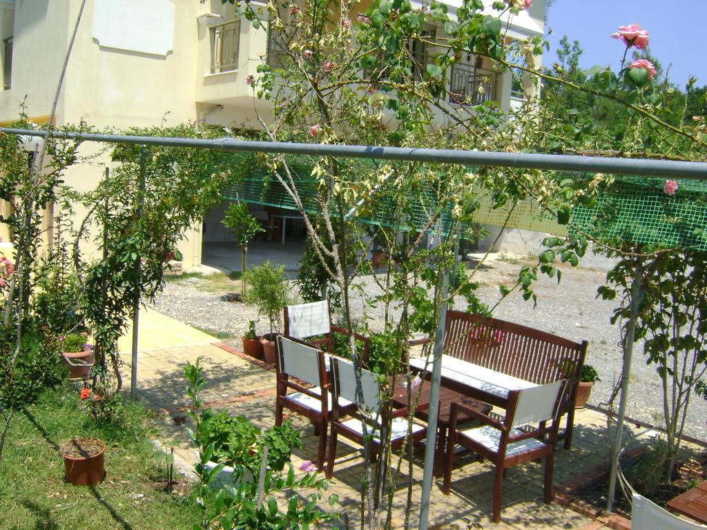 Scorpios Apartments Dassiá Exteriér fotografie