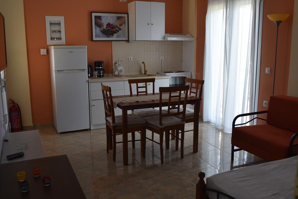 Scorpios Apartments Dassiá Pokoj fotografie